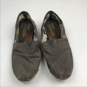 Toms Grey Slip On Sz 7.5